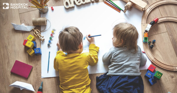 EF trainiert die Gehirnfähigkeiten und verbessert die Konzentration bei Kindern.