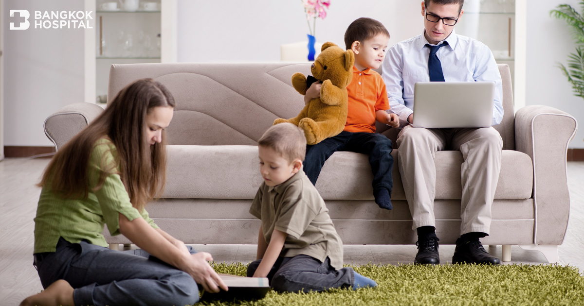 Modern Parents Monitor Child Development