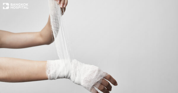 แผลเรื้อรัง เร่งรักษาอย่าปล่อยนาน Image