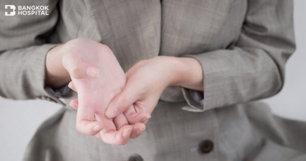 Gicht VS Rheumatoide Arthritis: Beobachten Sie es, um richtig darauf zu reagieren. Image