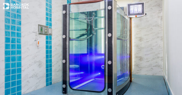 เครื่องออกกำลังกายแบบสายพานวิ่งในน้ำ (Aquatic Treadmill) Image