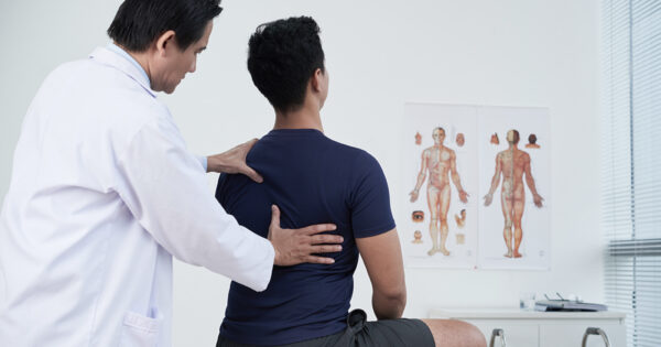 Häufig gestellte Fragen nach der Wirbelsäulenoperation Image