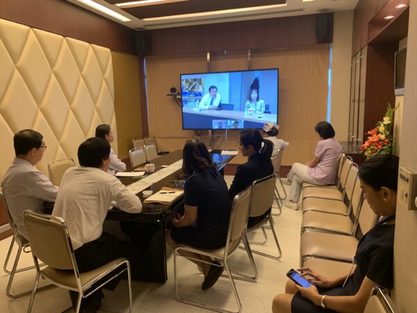 Smoking cessation project : Tele conference with MDACC Sister Institute (SI) project affiliation (Wattanosoth Cancer Hospital + Siriraj Hospital + NCI + MDACC) Image