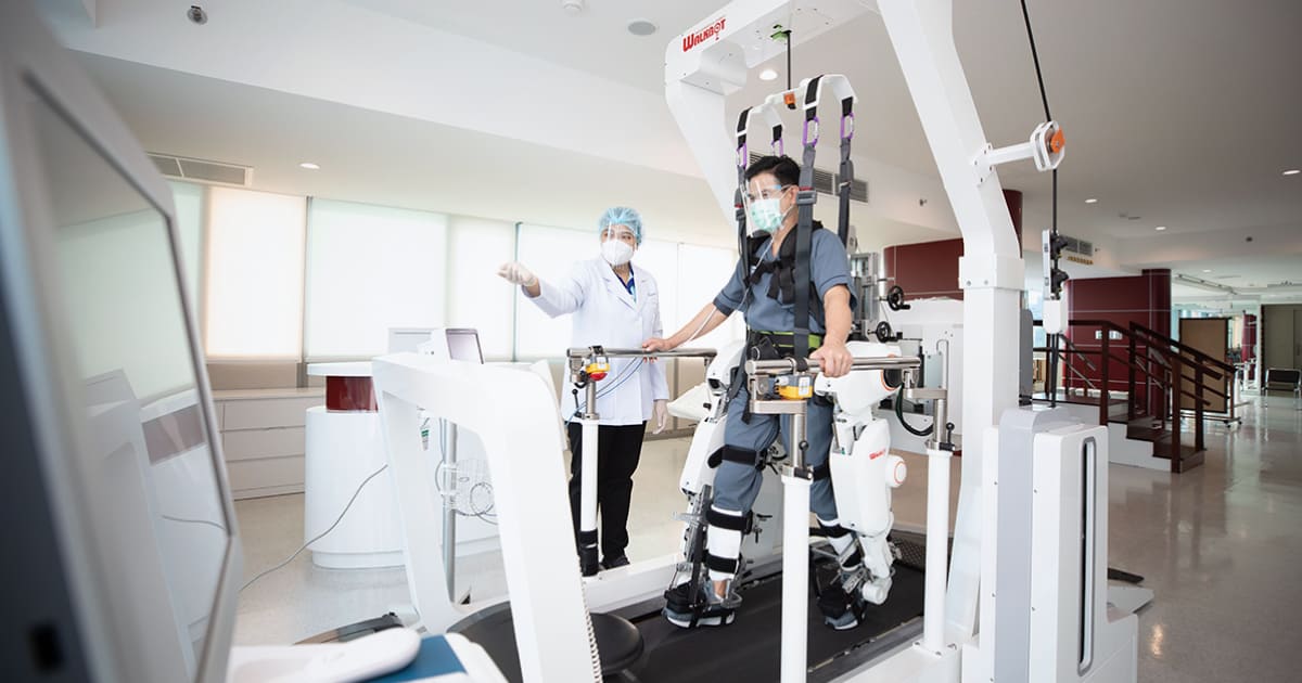 การฟื้นฟูโดยใช้หุ่นยนต์ฝึกเดิน-Robotic-Gait-Training