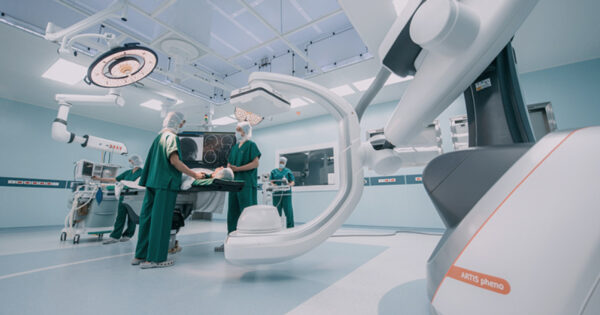 ARTIS pheno cutting-edge robotic imaging to drive minimally invasive orthopedic surgery