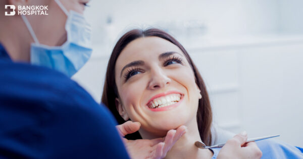 Guided Biofilm Therapy (GBT) กำจัดหินปูนและคราบจุลินทรีย์ตัวการฟันผุเหงือกพัง Image