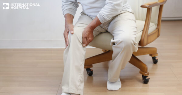 ข้อดีของการผ่าข้อสะโพกหรือข้อเข่าพร้อมกันทั้งสองข้าง