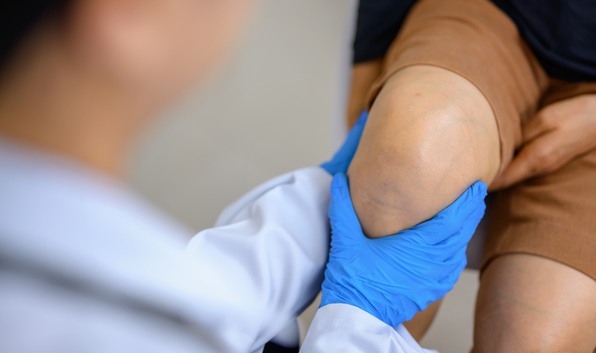 Knock Knees, Bowlegs, and How to Correct Them | Bangkok International ...