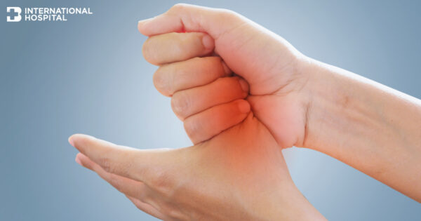 นิ้วล็อก อย่าปล่อยให้ติดจนทรมาน Image