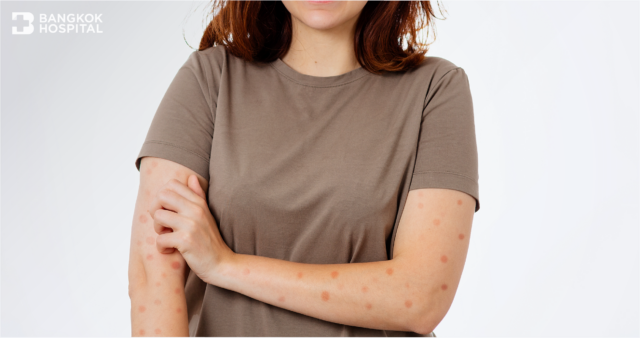 ရှင်းရှင်းလင်းလင်း နှိုင်းယှဉ်ကြည့်ပါ- မျောက်ကျောက်နှင့် ရေကျောက် မည်သို့ကွာခြားသနည်း။ Image