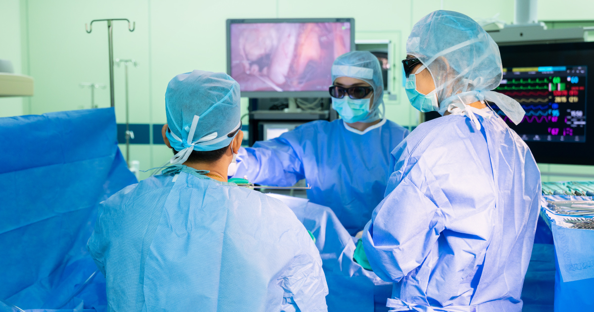 ผ่าตัดซ่อมหรือเปลี่ยนลิ้นหัวใจแผลเล็กผ่านกล้อง 3 มิติ Totally 3D Endoscopic Valve Surgery