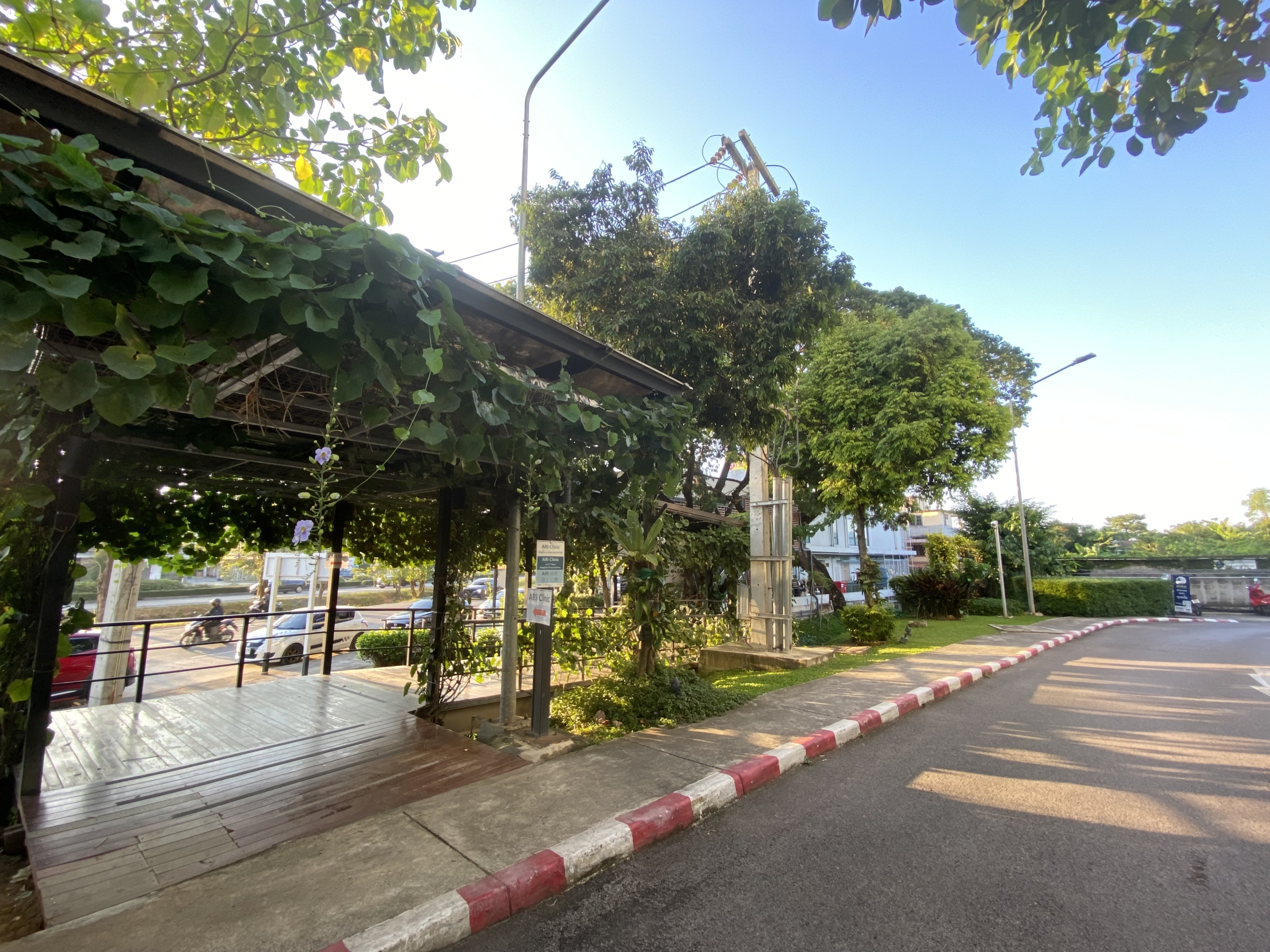 โรงพยาบาลสีเขียว - โรงพยาบาลกรุงเทพเชียงใหม่