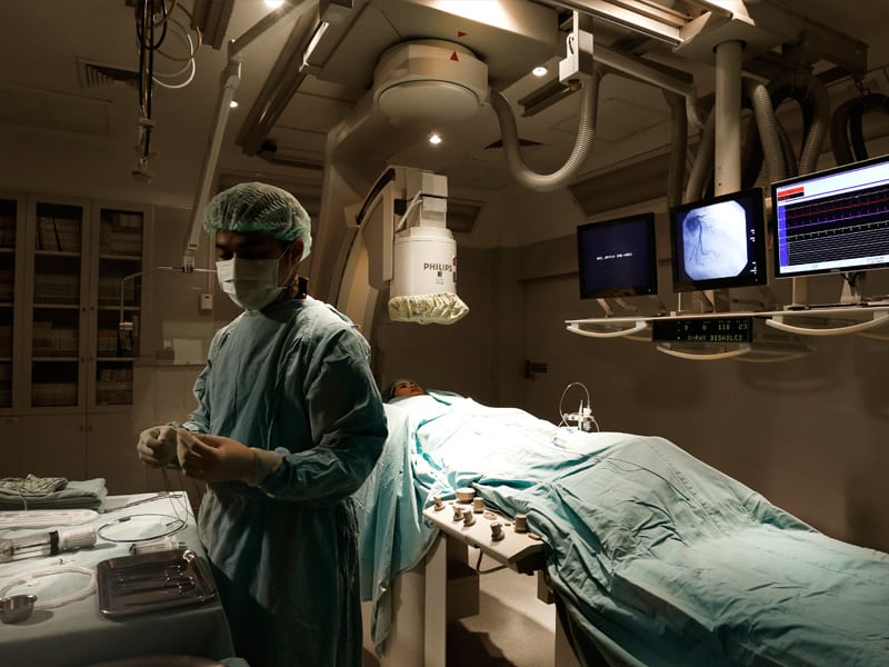 https://static.bangkokhospital.com/uploads/2025/09/Cath-Lab1-3.jpg