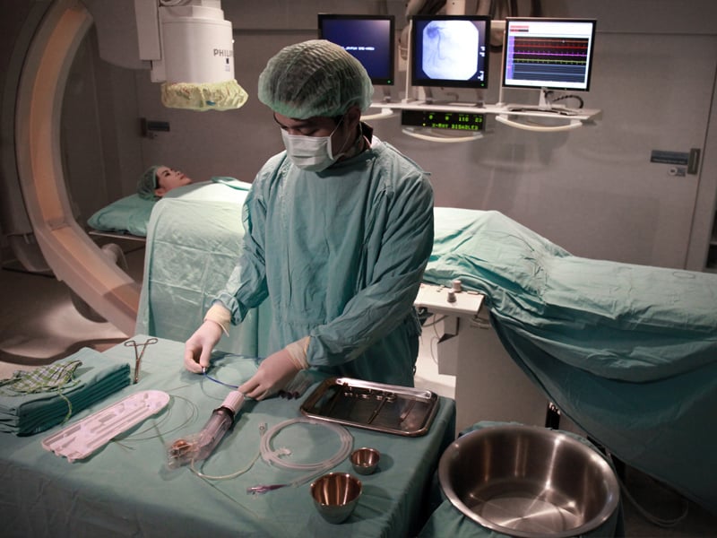 https://static.bangkokhospital.com/uploads/2025/09/Cath-Lab3-4.jpg