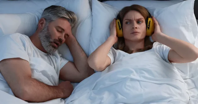 นอนกรน อันตรายไหม? เช็กสัญญาณเสี่ยง และ 5 วิธีแก้ไขที่คุณอาจไม่เคยรู้!