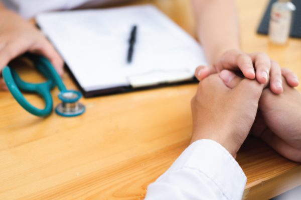 โรคไบโพลาร์ อารมณ์สองขั้ว อันตรายต่อตนเองและคนรอบข้าง โดย โรงพยาบาลกรุงเทพระยอง