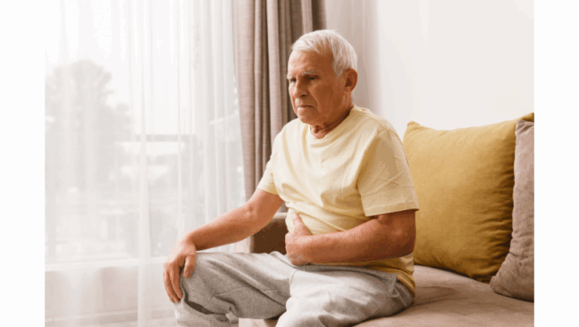 “มะเร็งลำไส้” ทำไมชายวัย 50+ ควรคัดกรอง Image