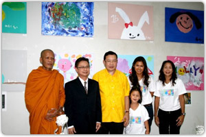 Art For The Earth โรงพยาบาลกรุงเทพภูเก็ต