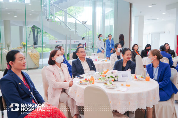 กิจกรรม Coffee Talk โรงพยาบาลกรุงเทพปลวกแดง โดย โรงพยาบาลกรุงเทพปลวกแดง