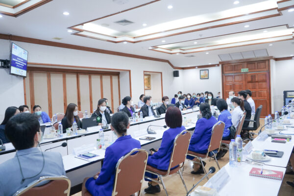 ตรวจประเมินมาตรฐานการ จัดบริการอาชีวอนามัยและเวชกรรมสิ่งแวดล้อม นอกสังกัด-เอกชน บุคลากรและผู้ประกอบการ ระดับดีเด่น จาก กรมควบคุมโรค สถาบันราชประชาสมาสัย โดย โรงพยาบาลกรุงเทพนระยอง