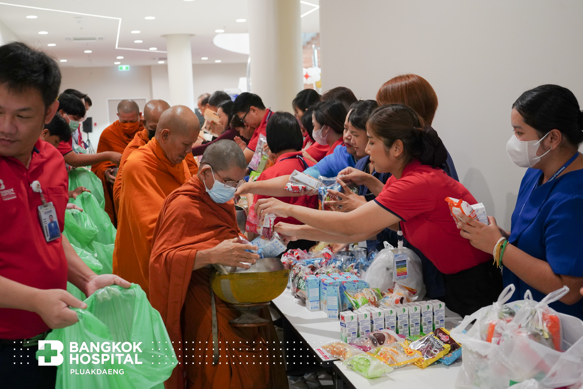 1st Anniversary ครบรอบ 1 ปี โรงพยาบาลกรุงเทพปลวกแดง โดย โรงพยาบาลกรุงเทพปลวกแดง