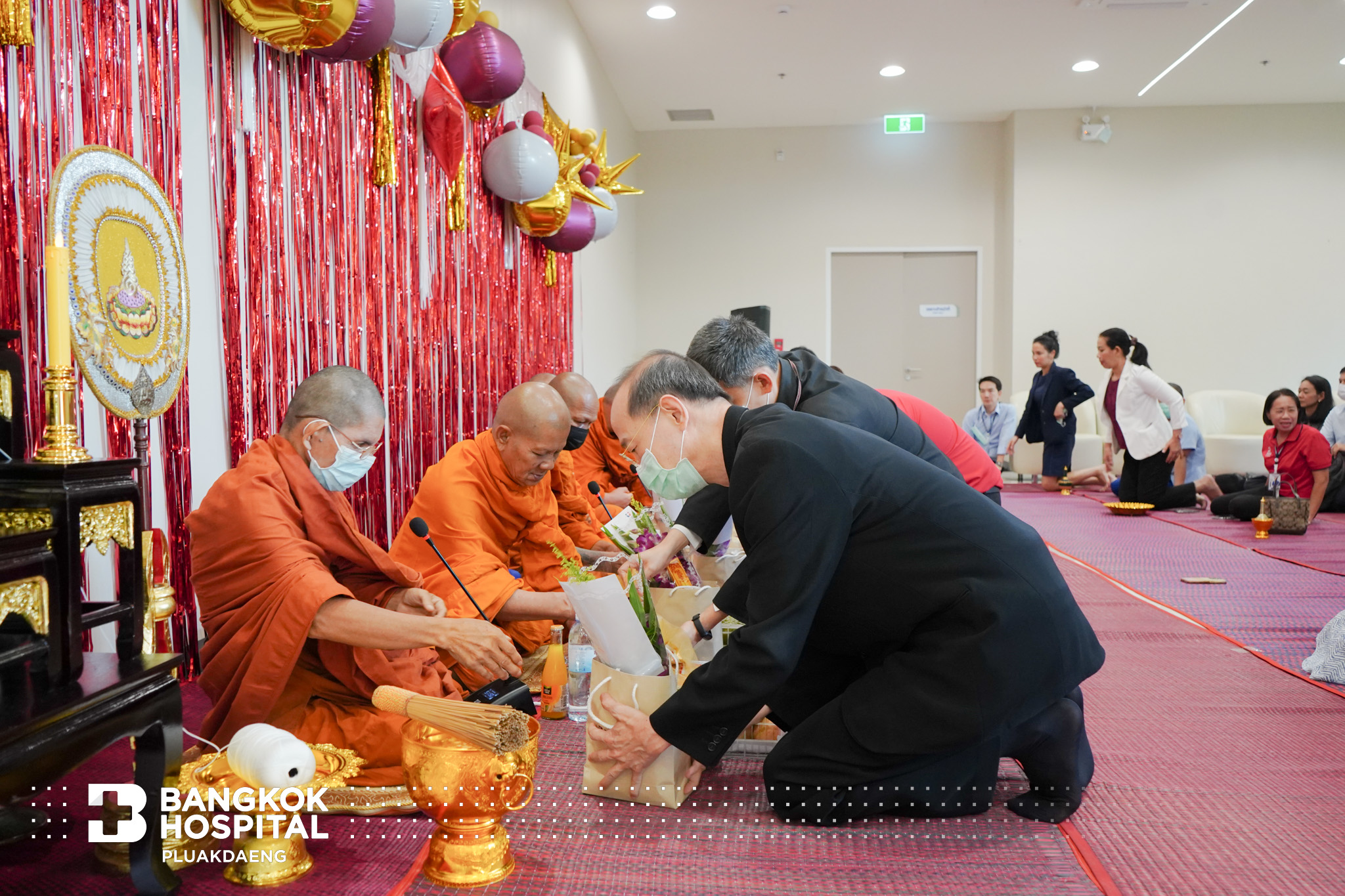 1st Anniversary ครบรอบ 1 ปี โรงพยาบาลกรุงเทพปลวกแดง โดย โรงพยาบาลกรุงเทพปลวกแดง