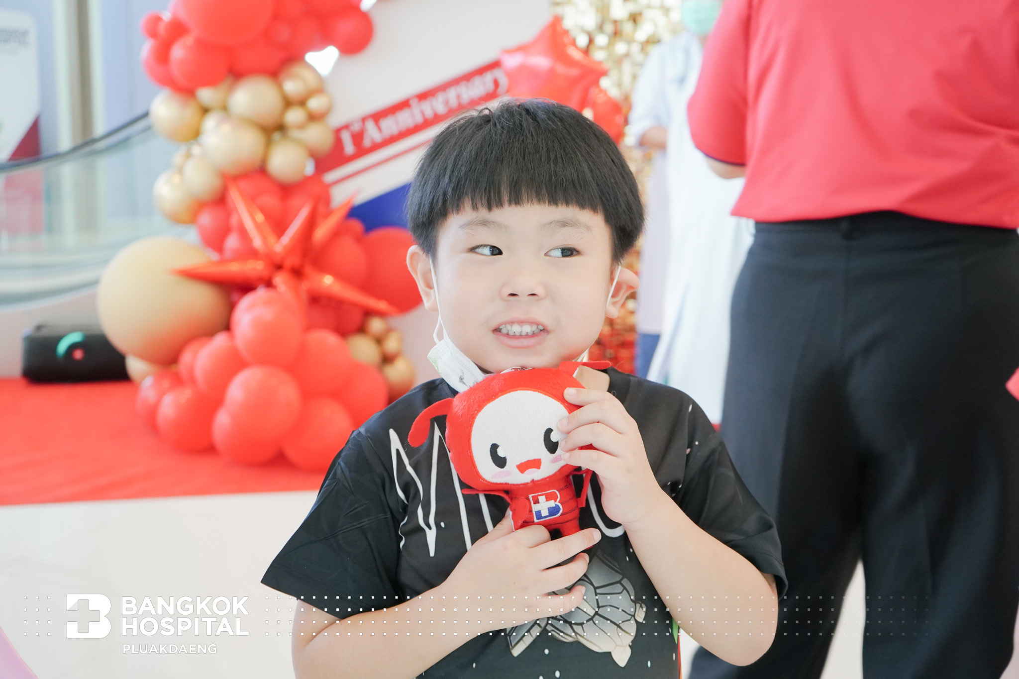 1st Anniversary ครบรอบ 1 ปี โรงพยาบาลกรุงเทพปลวกแดง โดย โรงพยาบาลกรุงเทพปลวกแดง