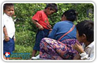 ประมวลภาพโครงการเสื้อผ้าลดโลกร้อน : นำเสื้อผ้าไปมอบที่จังหวัดเชียงราย