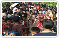 ประมวลภาพโครงการเสื้อผ้าลดโลกร้อน : นำเสื้อผ้าไปมอบที่จังหวัดเชียงราย