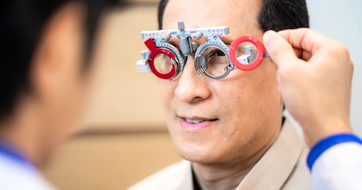 Refractive Lens Exchange (RLE) ผ่าตัดเปลี่ยนเลนส์แก้สายตาให้มองชัดทุกระยะ