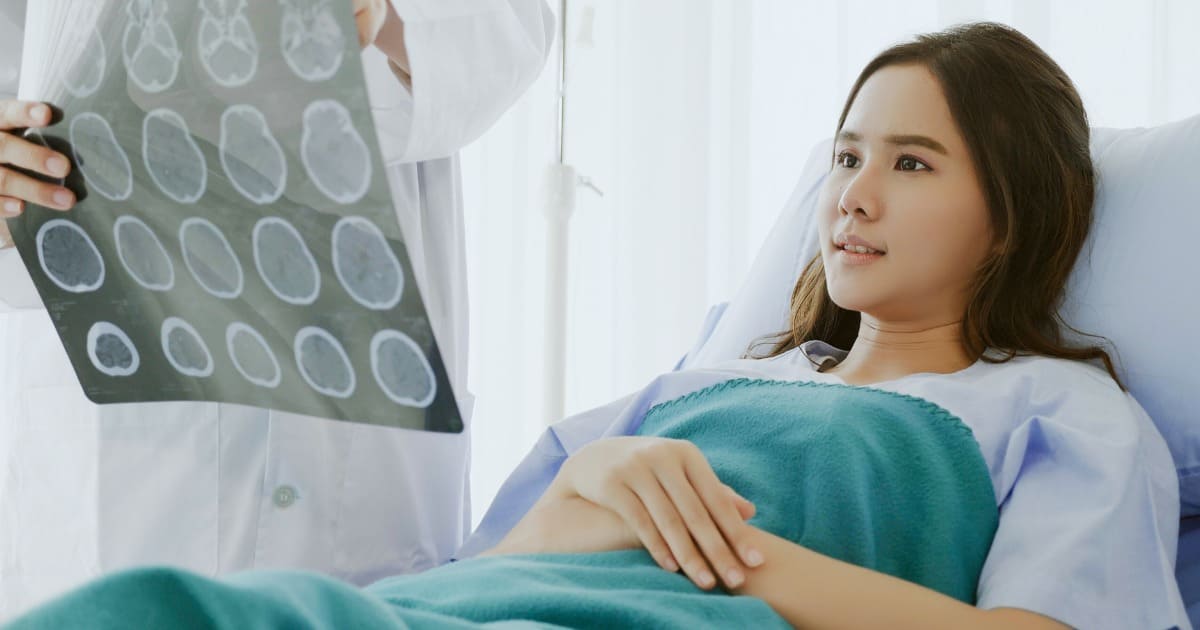 ปวดหัวจากแรงดันน้ำในสมองสูง ภัยเงียบคนยุคใหม่