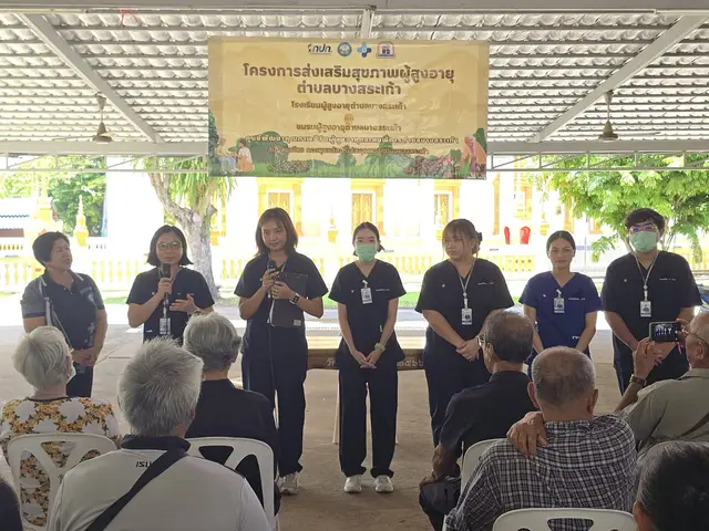 โรงพยาบาลกรุงเทพจันทบุรี ร่วมกับเทศบาลตำบลบางสระเก้า และชมรมผู้สูงอายุตำบลบางสระเก้า