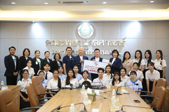 โรงพยาบาลกรุงเทพขอนแก่น ร่วมกับ มูลนิธิเวชดุสิตฯ มอบทุนการศึกษา 1.4 ล้านบาท แก่นักศึกษาพยาบาลศาสตร์ มหาวิทยาลัยขอนแก่น ในโครงการ “ปลูกต้นกล้า สร้างพยาบาล” Image