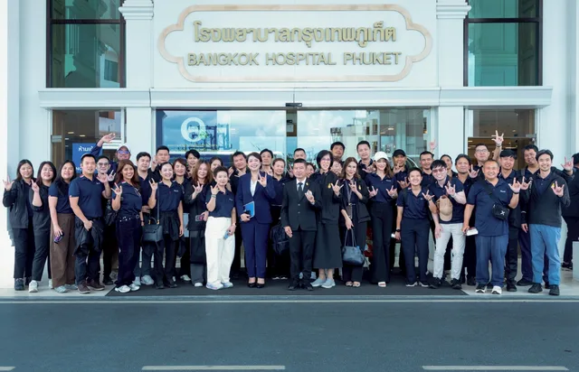 เครือโรงพยาบาลกรุงเทพ จังหวัดภูเก็ต ชูศักยภาพศูนย์ความเป็นเลิศทางการแพทย์ ต้อนรับคณะศึกษาดูงานหลักสูตรผู้นำทางการแพทย์ (ปนพ.) รุ่นที่ 3