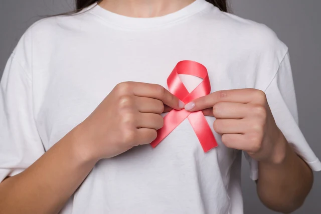 6 Warning Signs of Breast Cancer Image