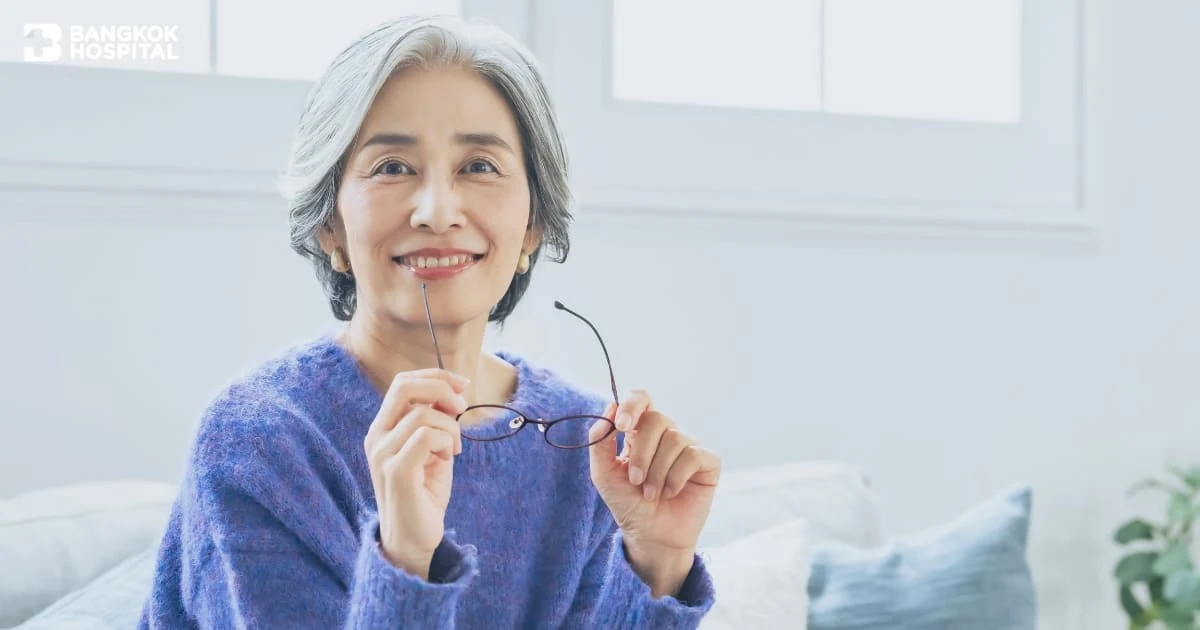 Refractive Lens Exchange (RLE) ผ่าตัดเปลี่ยนเลนส์แก้สายตาให้มองชัดทุกระยะ