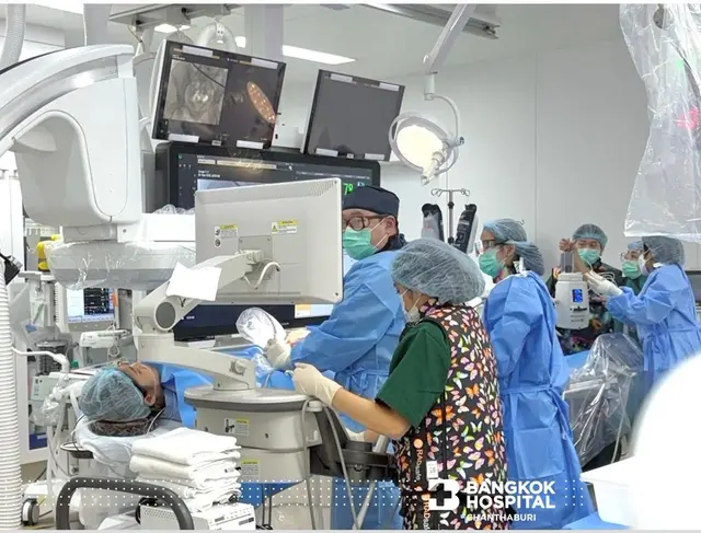 สำหรับผู้ป่วยโรคหลอดเลือดสมองบางประเภท การตรวจและรักษาด้วยหัตถการผ่านสายสวน จำเป็นต้องอาศัยทั้งเทคโนโลยีเฉพาะทางและแพทย์ที่มีความชำนาญ